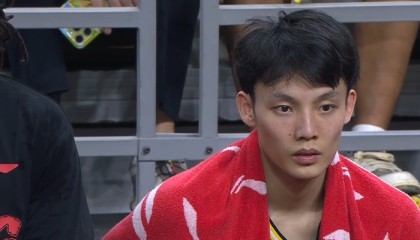 B体育官方网站-徐杰7中0助队三分绝杀，胡明轩爆发23分，周琦致命失误|奎因|杜润旺|外线|斯佩尔曼|雷蒙_新浪体育_新浪新闻
